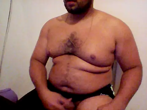 Derick 013 online show from May 10, 2026, 1:09 am