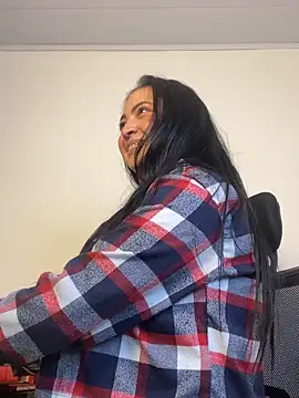 AlanaWesst online show from April 21, 2026, 1:42 am
