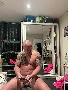 Snapshot of PeachyBlondieandThongman chatting on March 21, 2026, 12:23 am PeachyBlondieandThongman online show from March 21, 2026, 12:23 am