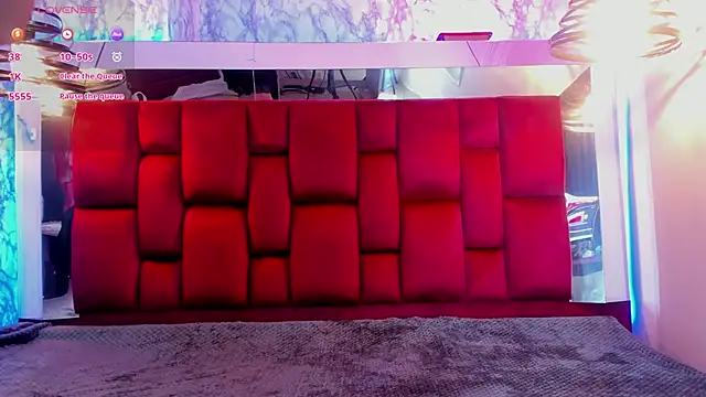 Antonella Santorini online show from April 18, 2026, 7:07 pm