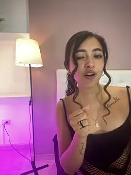Zoesecret online show from May 14, 2026, 6:54 am