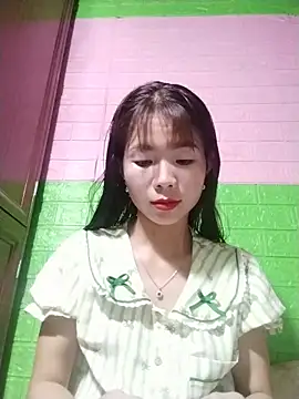 AmyLinee01 online show from May 26, 2026, 10:46 am