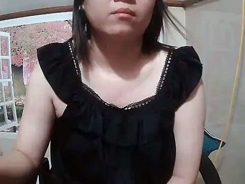 Sara sesy online show from May 2, 2026, 3:34 am