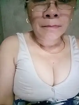 Funsexy1 online show from May 28, 2026, 2:41 am