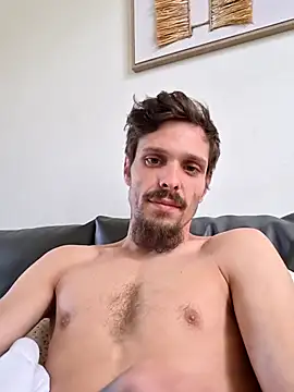 Snapshot of legars844 chatting on April 10, 2026, 10:33 am legars844 online show from April 10, 2026, 10:33 am