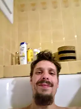 Snapshot of legars844 chatting on April 8, 2026, 10:22 pm legars844 online show from April 8, 2026, 10:22 pm