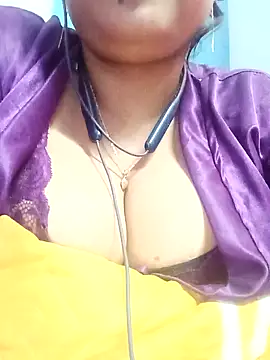 Snapshot of Hot_ri_ya69 chatting on March 26, 2026, 5:44 pm Hot ri ya69 online show from March 26, 2026, 5:44 pm