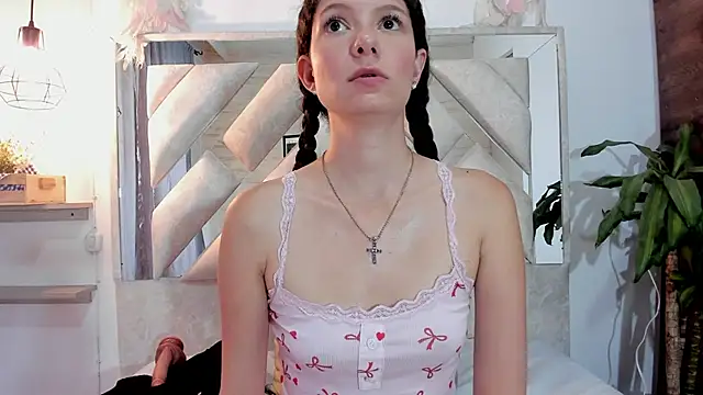 sofy bonnet1 online show from May 10, 2026, 1:14 pm