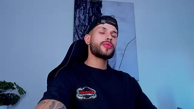 Santos ramirez1 online show from June 27, 2026, 3:29 pm