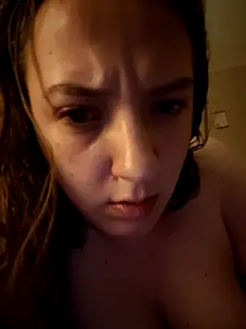 blossomcuttie online show from March 24, 2026, 6:13 am