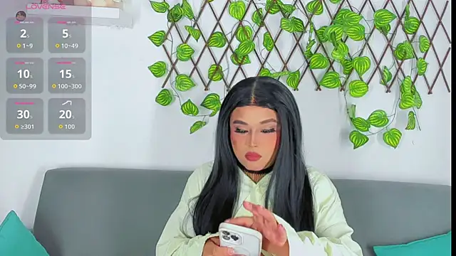 Arialane  online show from March 28, 2026, 3:40 am