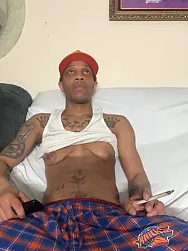 PHAT FTM KLIT87 online show from May 16, 2026, 1:04 am