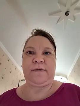 Snapshot of _Yourpussy_ chatting on May 9, 2026, 6:06 am Yourpussy online show from May 9, 2026, 6:06 am
