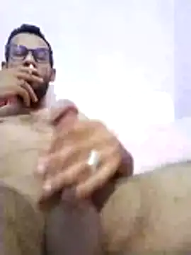 Alimohamed08 online show from July 9, 2026, 12:44 am