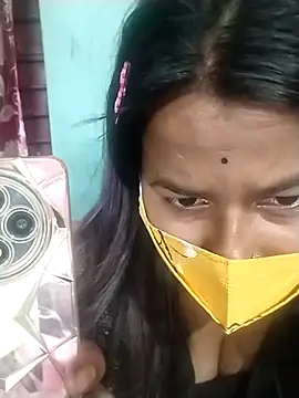 Curvy Divaa online show from March 24, 2026, 6:19 pm