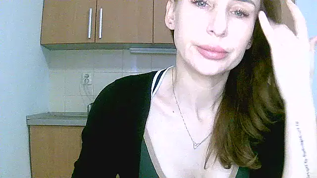 GlarysLoveressSx online show from March 26, 2026, 9:18 am