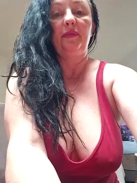 Snapshot of angelicalov chatting on April 11, 2026, 6:10 am angelicalov online show from April 11, 2026, 6:10 am