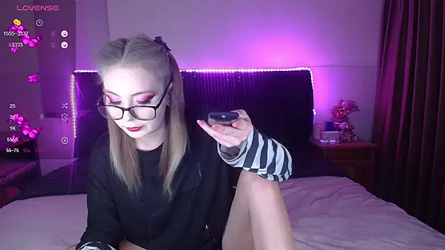 ammyska online show from April 22, 2026, 10:38 pm