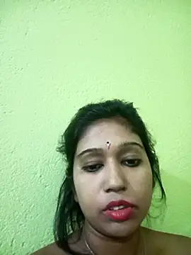 Snapshot of bannerjeesneha20 chatting on May 15, 2026, 8:18 pm bannerjeesneha20 online show from May 15, 2026, 8:18 pm