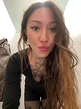 SaintSquirt online show from May 28, 2026, 11:38 am