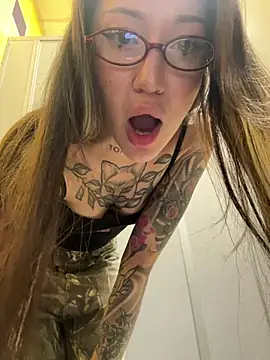 SaintSquirt online show from June 30, 2026, 10:04 am