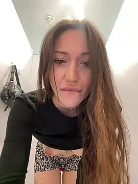 SaintSquirt online show from May 13, 2026, 11:06 am