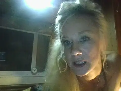 batshtcrzybbylov3 online show from May 28, 2026, 1:57 am