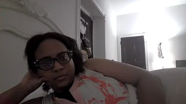 Snapshot of biancadoesit chatting on March 28, 2026, 5:08 am biancadoesit online show from March 28, 2026, 5:08 am