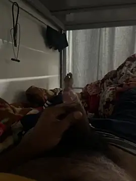 Snapshot of devlove352 chatting on March 26, 2026, 6:11 am devlove352 online show from March 26, 2026, 6:11 am