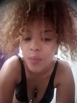 Snapshot of SolashLitzy_Curly chatting on May 30, 2026, 2:34 pm SolashLitzy Curly online show from May 30, 2026, 2:34 pm