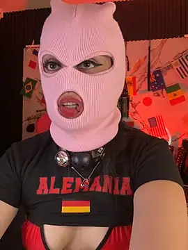 Darkrisnah online show from June 14, 2026, 2:29 pm