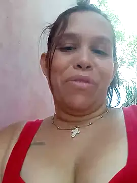 Snapshot of alexandra-queen chatting on May 3, 2026, 7:28 pm alexandra-queen online show from May 3, 2026, 7:28 pm