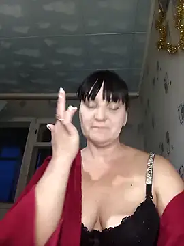 Milashkaqw online show from April 21, 2026, 5:19 pm