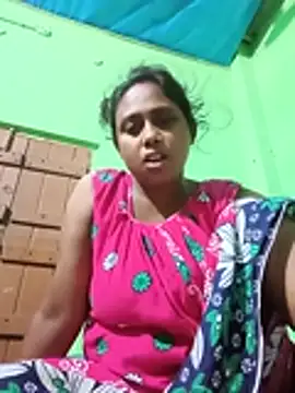 Snapshot of puja560 chatting on June 25, 2026, 4:01 pm puja560 online show from June 25, 2026, 4:01 pm