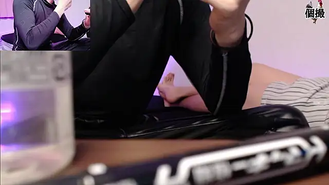 DontCloseYet online show from April 15, 2026, 7:03 am