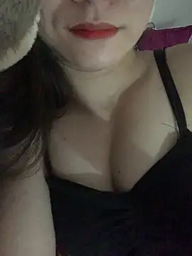 Snapshot of Nini-896 chatting on April 3, 2026, 7:37 am Nini-896 online show from April 3, 2026, 7:37 am