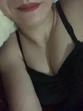 Snapshot of Nini-896 chatting on April 1, 2026, 5:10 pm Nini-896 online show from April 1, 2026, 5:10 pm