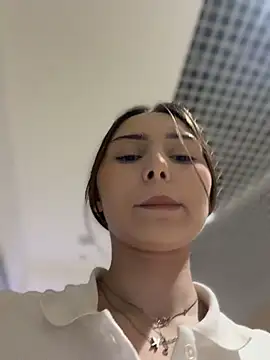 AnitaFly online show from June 25, 2026, 8:52 am