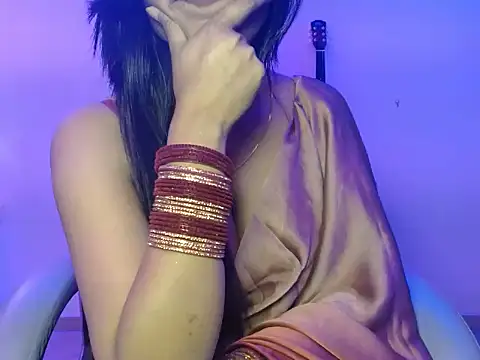 Snapshot of SexyNayraa chatting on April 10, 2026, 1:07 pm SexyNayraa online show from April 10, 2026, 1:07 pm