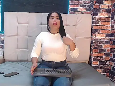 misaki303av online show from March 28, 2026, 12:39 pm