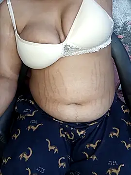 sexi--horny online show from March 26, 2026, 5:33 pm