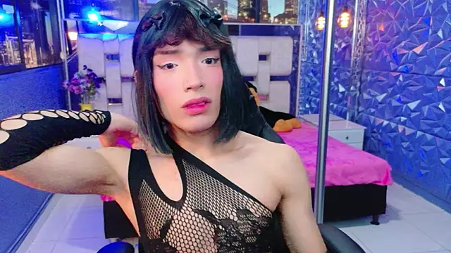 IsaacNovaa online show from June 8, 2026, 8:09 pm