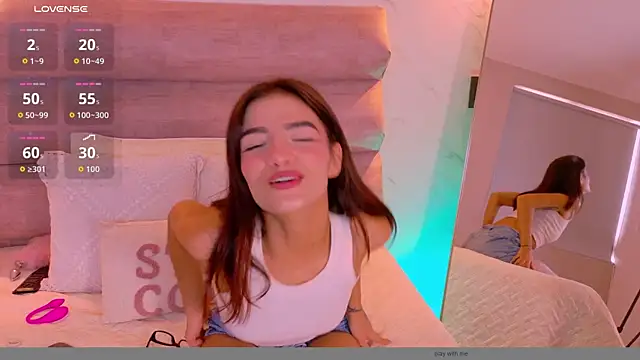 Charlott  18 online show from July 2, 2026, 2:12 pm