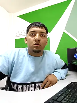 Snapshot of Itsdavidxxx chatting on March 26, 2026, 2:48 pm Itsdavidxxx online show from March 26, 2026, 2:48 pm