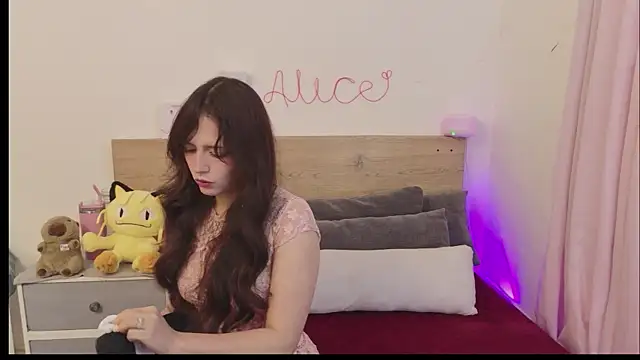 Sweet Alice S online show from July 25, 2026, 3:07 pm