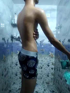 Snapshot of its_coco72 chatting on April 2, 2026, 12:12 pm its coco72 online show from April 2, 2026, 12:12 pm