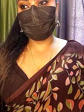 Snapshot of Anushka_flower chatting on May 5, 2026, 7:44 am Anushka flower online show from May 5, 2026, 7:44 am