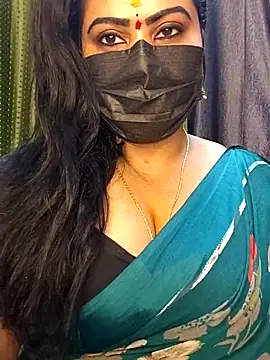 Snapshot of Anushka_flower chatting on April 19, 2026, 12:44 am Anushka flower online show from April 19, 2026, 12:44 am