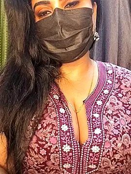 Snapshot of Anushka_flower chatting on May 11, 2026, 9:23 pm Anushka flower online show from May 11, 2026, 9:23 pm