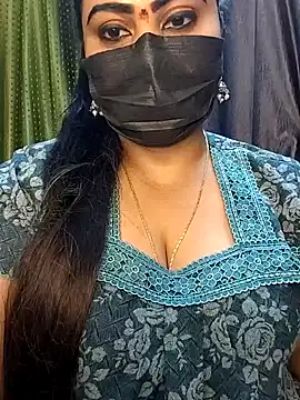 Snapshot of Anushka_flower chatting on April 21, 2026, 8:37 pm Anushka flower online show from April 21, 2026, 8:37 pm